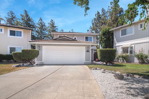 8110 Locust Pl, Pleasanton, CA 94568-1260
