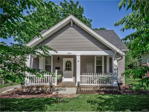 1224 Constance St, Collinsville, IL 62234-4008