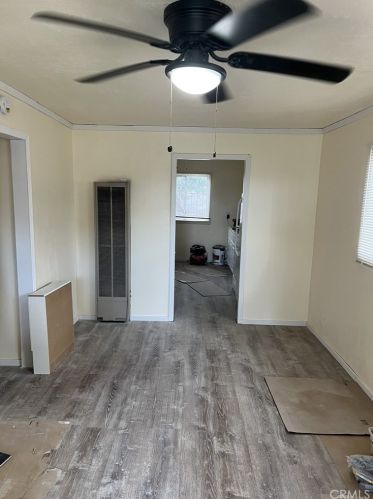 16403 Harris Ave, Compton, CA 90221-5217