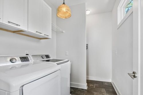 226 Holtzclaw St, Atlanta GA  30316-1414 exterior