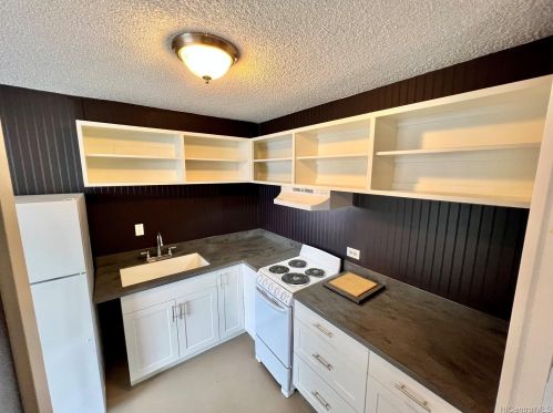 814 Kinau St, Honolulu, HI 96813-2527