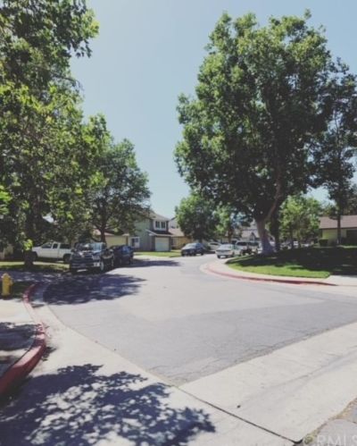 4904 Vail Ln, San Bernardino, CA 92407-2984