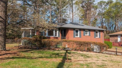 3120 Woods Ln, Marietta, GA 30060-6346
