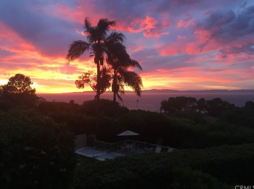 541 Via Del Monte, Palos Verdes Estates, CA 90274-1205
