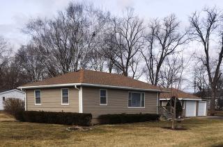 1707 Sunset Ave, Volo, IL 60050-3444