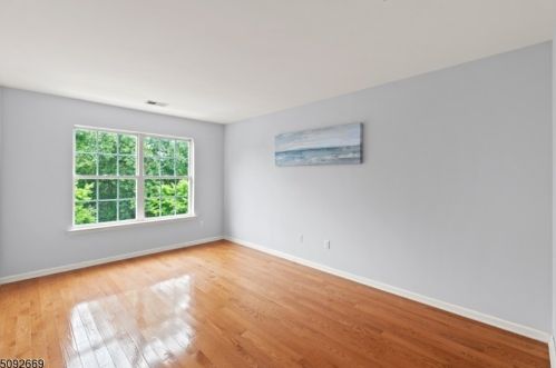 5 Garfield Way, Princeton NJ  08540-1669 exterior