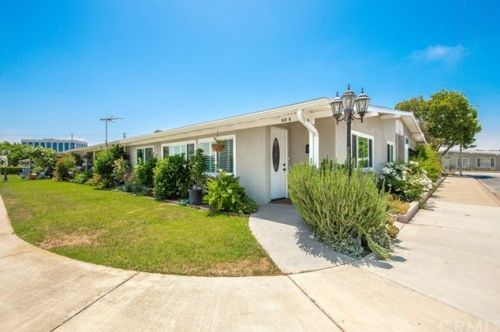 13962 El Dorado Dr, Seal Beach, CA 90740-4882