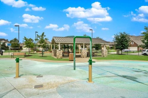 9935 Wing St, Conroe TX  77385-2019 exterior
