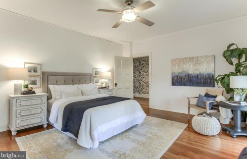 251 Hanover St, Carlisle PA  17013-1928 exterior