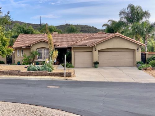 17272 Prairie Mile Rd, Ramona, CA 92065-6412