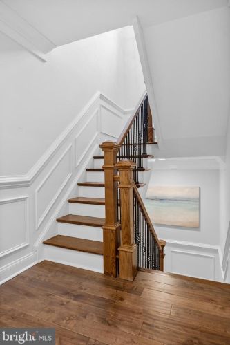 232 Elm Ave, Tavistock NJ 08033-2535 exterior