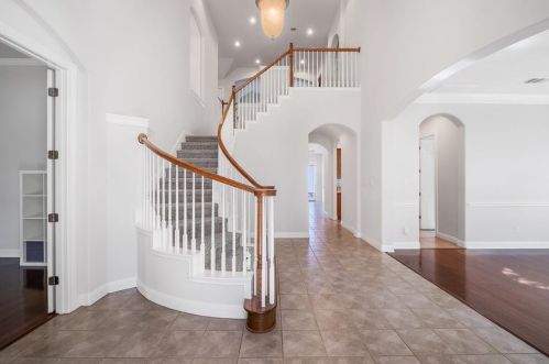 11201 Cusseta Ln, Austin TX  78739-2075 exterior