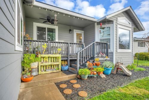 16780 Greenridge Rd, Middletown, CA 95467-8254