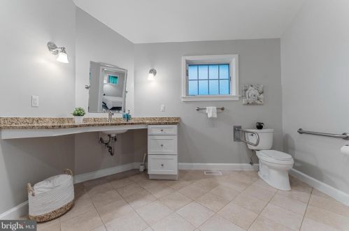 12515 Davan Dr, Silver Spring MD 20904-3504 exterior