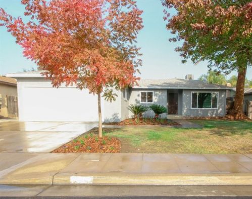 1739 Santa Ana Ave, Clovis, CA 93611-4037