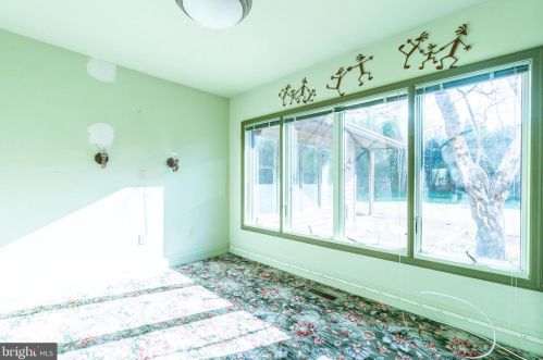 36 Nelson Ridge Rd, Princeton NJ  08540-7436 exterior