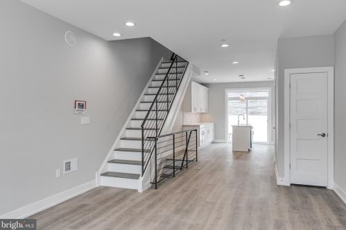 1719 27 St, Philadelphia PA 19121-2824 exterior