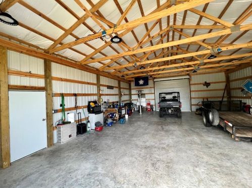 814 Angus Trl, Angleton TX 77515-9833 exterior