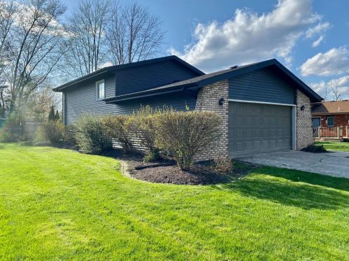 7376 Buchanan St, Gary, IN 46410-4655