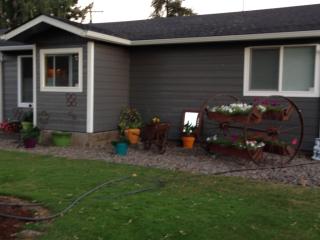 935 Wagon Wheel Dr, Lebanon OR  97355-2963 exterior