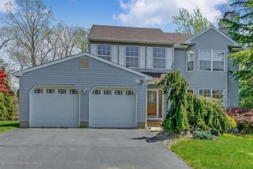 39 Sunny Woods Ln, Jackson Twp, NJ 08527-1149