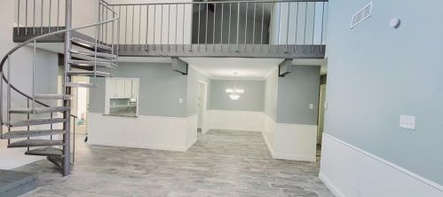 12568 Burninglog Ln, Dallas TX  75243-3230 exterior