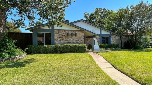 2818 Chariot Ln, Garland TX  75044-5546 exterior