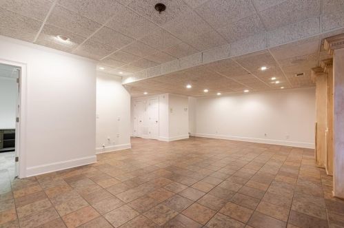 3986 Fernway Ct, Atlanta GA  30319-1667 exterior
