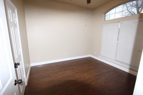 601 Coal Crk Dr, Midlothian TX  76063-4066 exterior