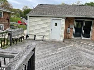 2904 Craiglawn Rd, Silver Spring MD 20904-1819 exterior