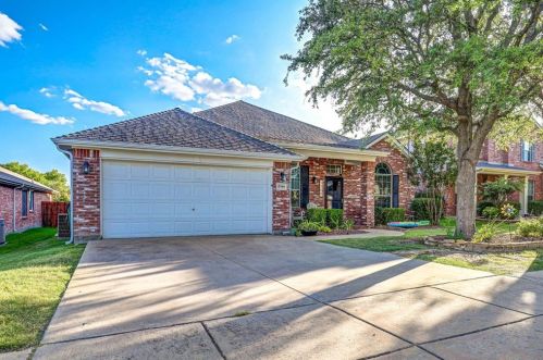 5709 Secco Dr, Fort Worth, TX 76179-7511