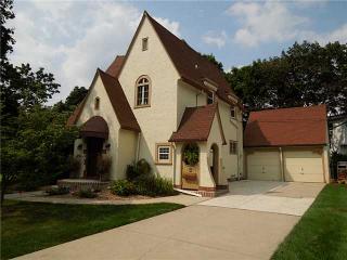 2530 Sherwood Ave, Toledo, OH 43614-4150