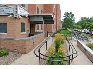 1401 6th St, Minneapolis MN  55414-1505 exterior