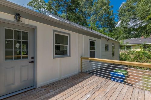 1222 Lorenzo Dr, Atlanta GA  30310-3946 exterior