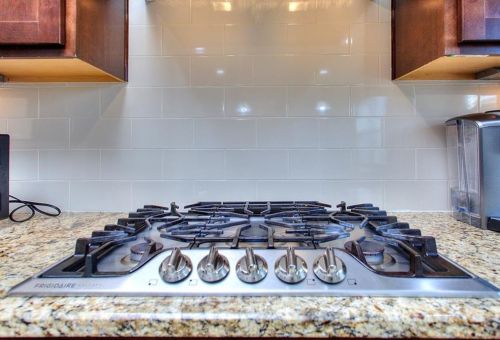 1561 Renaissance Dr, Conyers GA  30012-3896 exterior