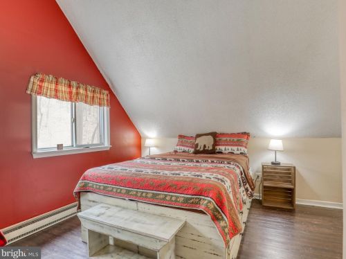 1429 Nancy Jack Rd, Gerrardstown WV  25420-3090 exterior