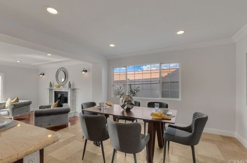 1623 Gladys Dr, Glendale CA  91206-1650 exterior