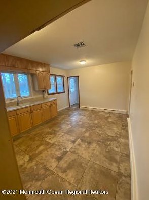 5 Kaylen Pl, Hazlet, NJ 07730-1427