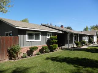 2706 Tioga Ave, Valley Home, CA 95361-8034