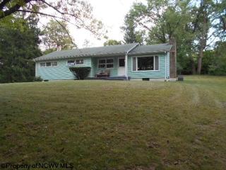 72 Vineyard Way, Morgantown, WV 26508-2648