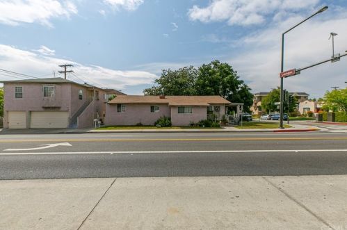 500 Lexington Dr, Glendale CA  91203-3032 exterior
