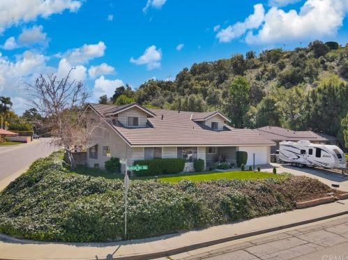 466 Rancho Del Sol Dr, Covina, CA 91724-3336