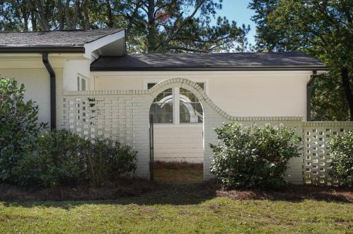 1362 Hicks Cir, Conyers GA  30012-4211 exterior