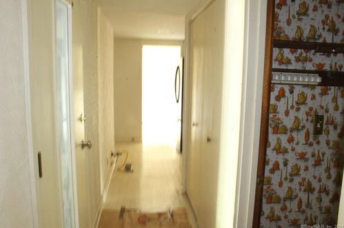 41 Orange Rd, Middletown CT  06457-4913 exterior