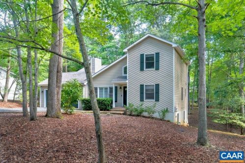 13 Tallwood Trl, Bybee, VA 22963-2142