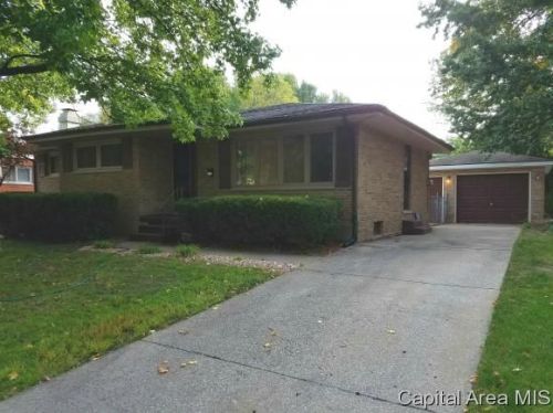 2012 Randall Ct, Springfield, IL 62703-3382
