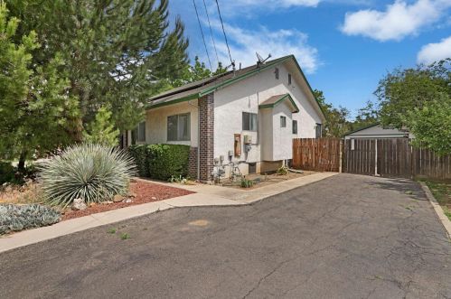 262 Olive Ave, Stockton, CA 95215-5804
