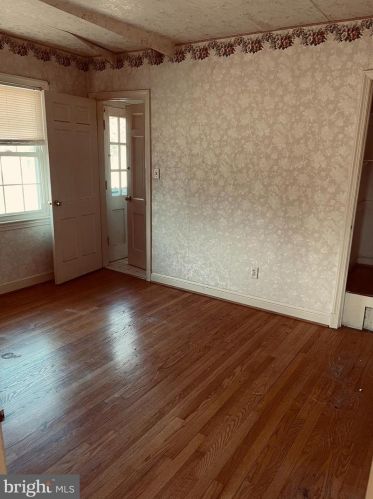 1811 Briggs Chaney Rd, Silver Spring MD 20905-4511 exterior