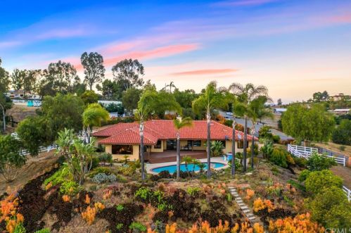 31854 Wrightwood Rd, Bonsall, CA 92003-4216