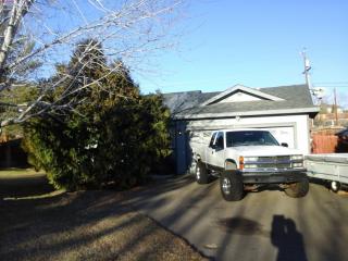 916 Bernice Ct, Sparks, NV 89436-0647